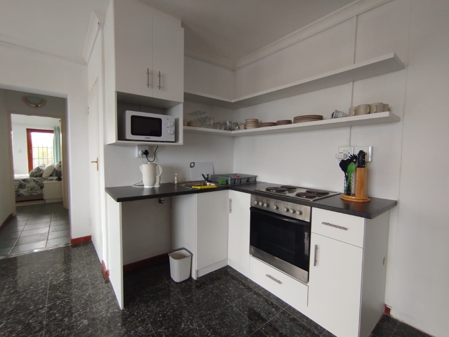 To Let 3 Bedroom Property for Rent in Country Club Western Cape